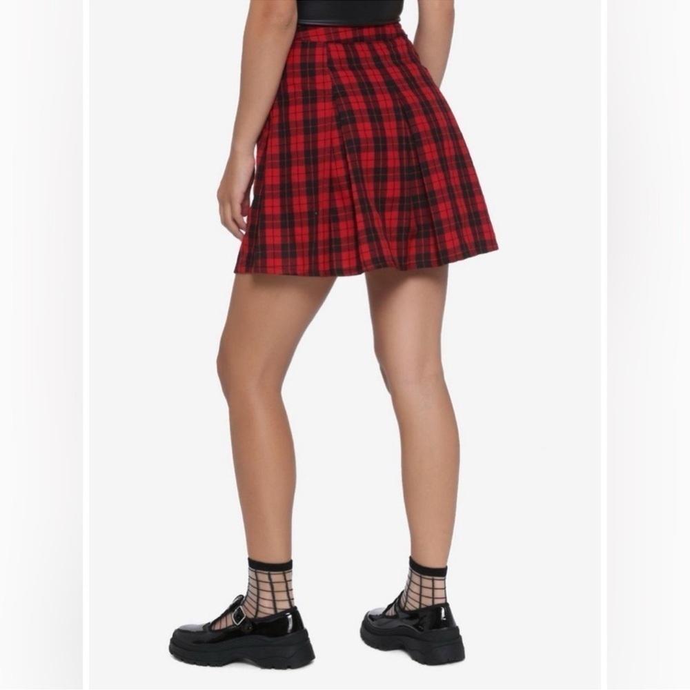 Hot Topic Plaid Pleated Buckle Mini Skirt - Picture 3 of 4